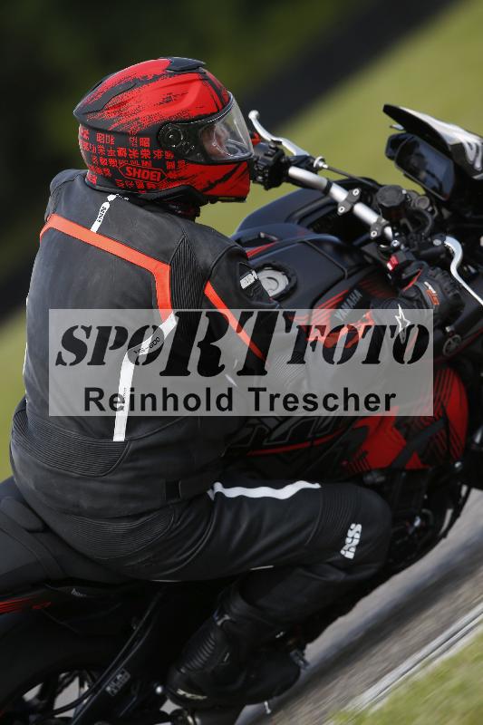 /Archiv-2024/29 12.06.2024 MOTO.CH Track Day ADR/Gruppe blau/90